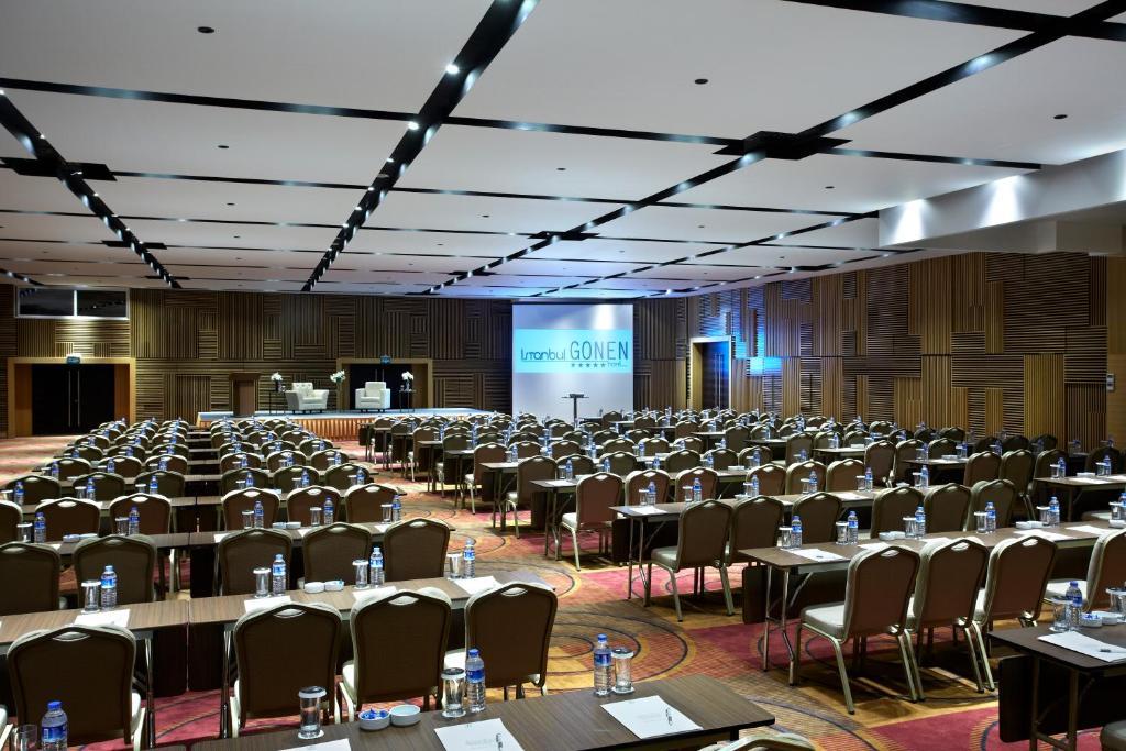 Istanbul Gonen Hotel Eksteriør billede The 2011 conference