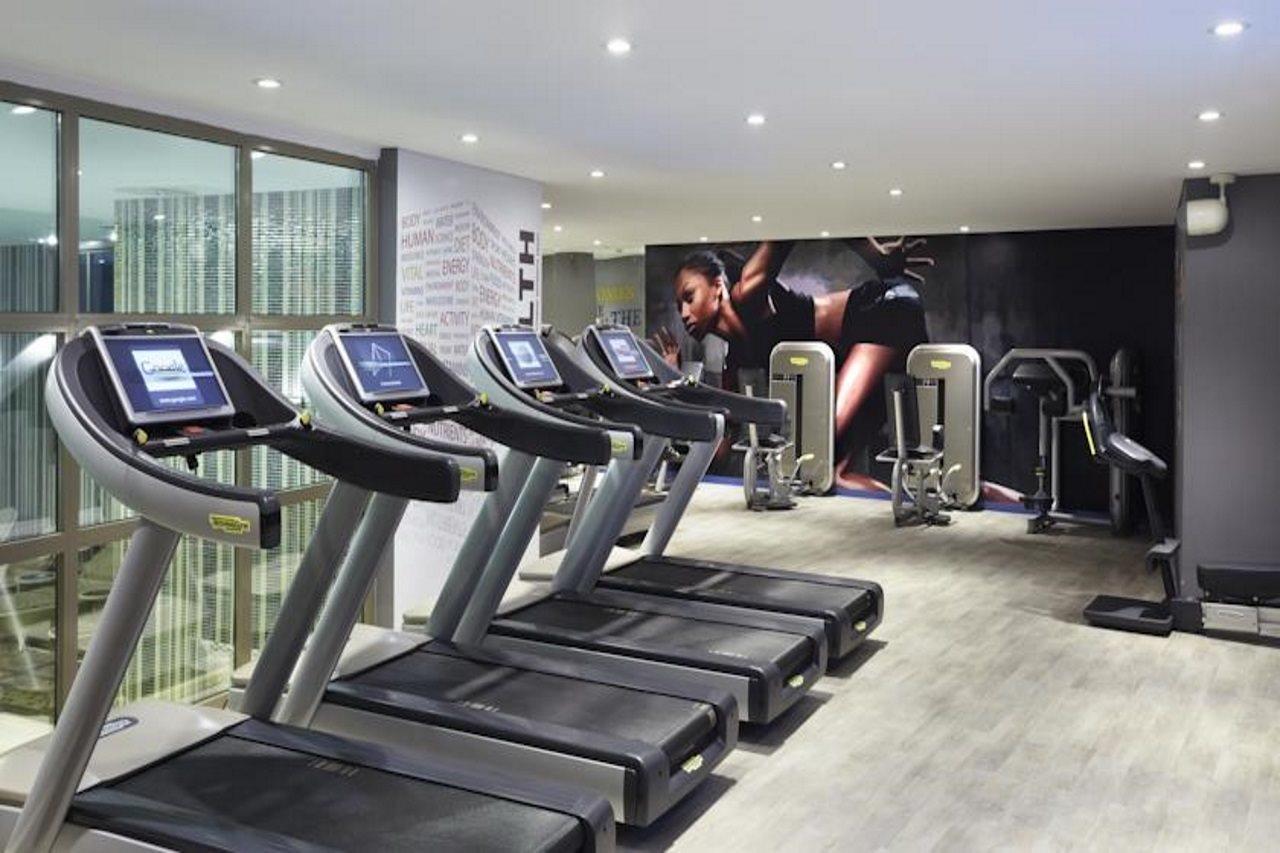 Istanbul Gonen Hotel Eksteriør billede The gym at the hotel