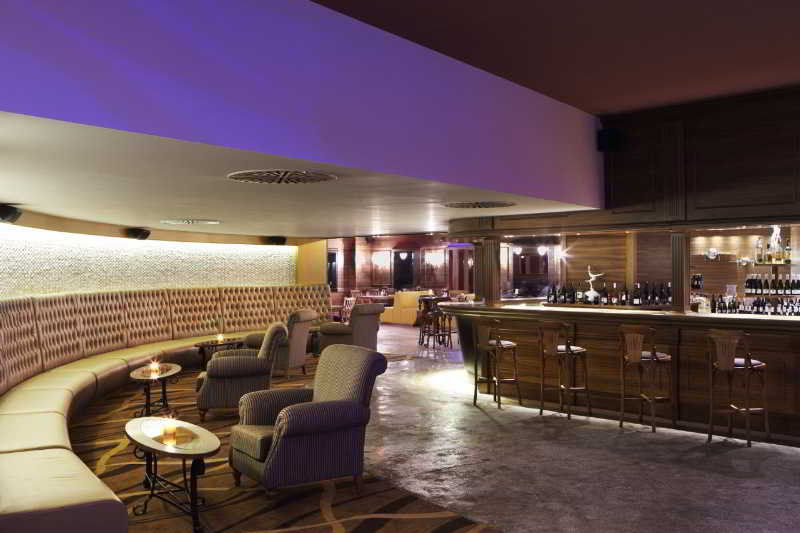 Istanbul Gonen Hotel Eksteriør billede The bar at the 101 bar